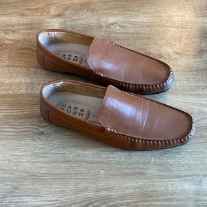 Mens brown leather loafers size 12. Never worn.